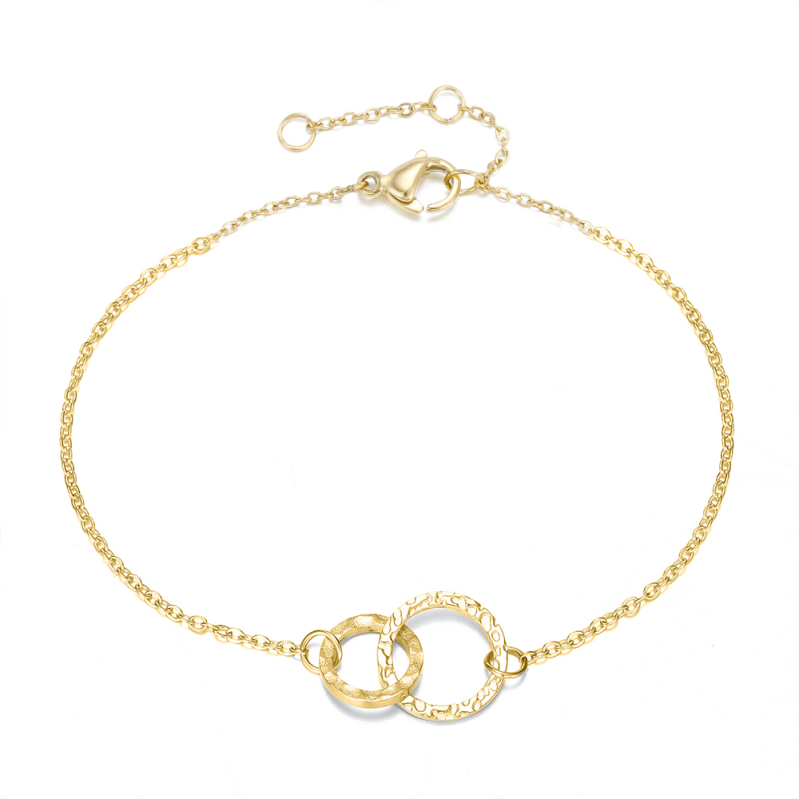 Simulant Circle Bracelet